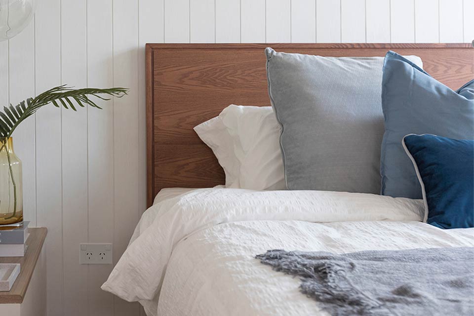 Coming to stay? Search accommodation.